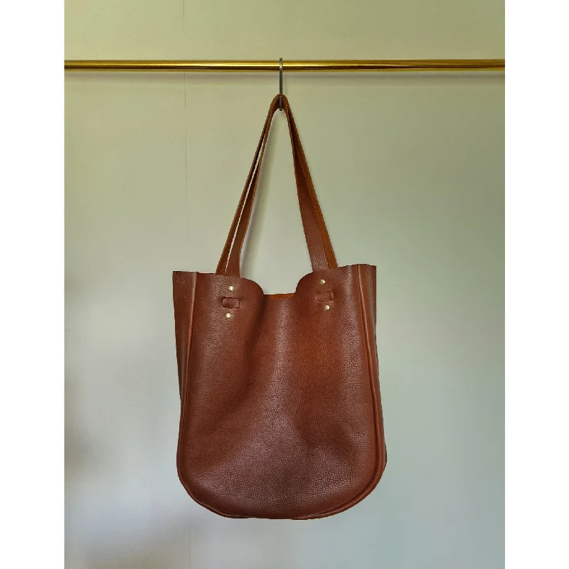 Style Without Limits NEW DESIGN: CHANTRY TOTE BAG in Chestnut Brown