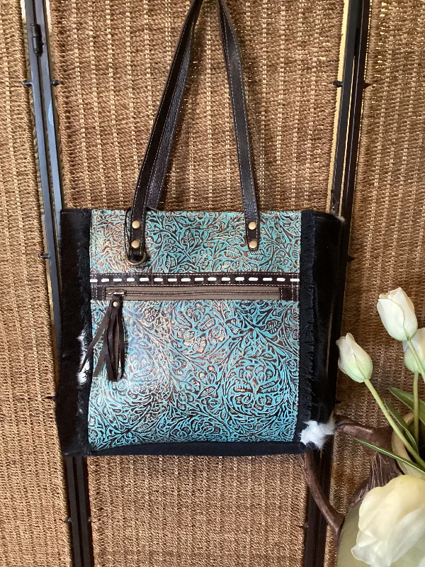 Urban Elegance Deals Turquoise Azure Tote Bag