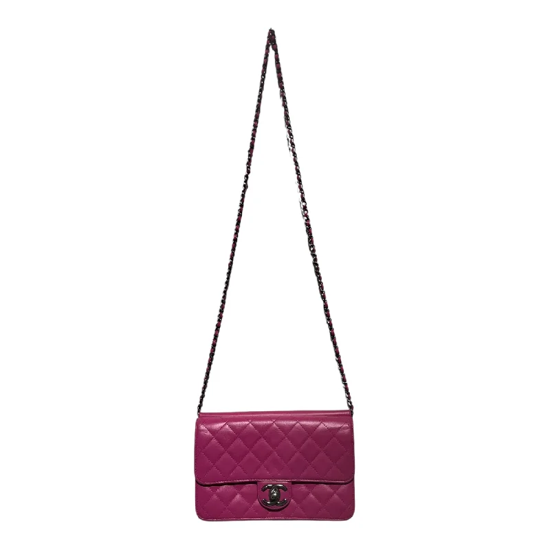 Modish Fashion Discounts CHANEL/Cross Body Bag/Leather/PNK/QUILTED