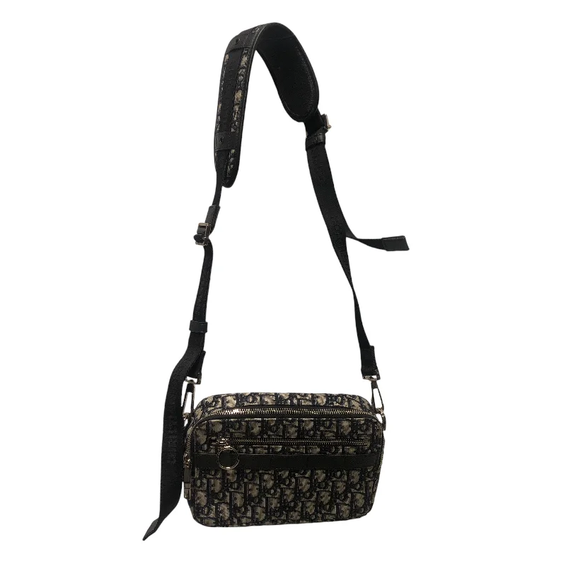 Bags For Sporty And Athletic Styles Christian Dior/Bag/M/Monogram/BLU/
