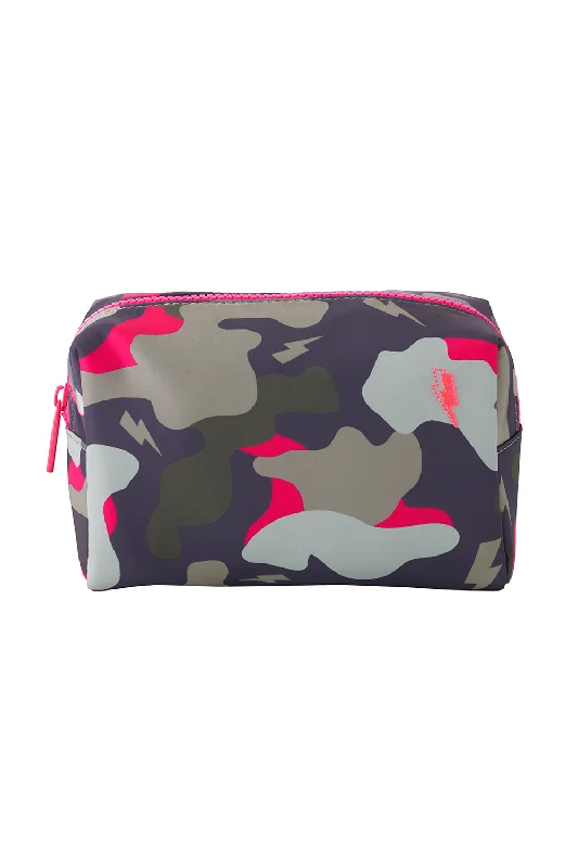 Cozy Handbags With Clearance Prices Scamp & Dude x Caroline Hirons Khaki with Pink Camo Small Swag Bag Cozy Handbags With Clearance Prices Scamp & Dude x Caroline Hirons Khaki with Pink Camo Small Swag Bag