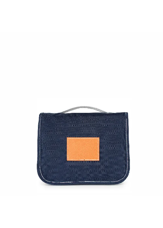 Fall Sale, Prices Drop FELIX HANGING TOILETRY BAG - NAVY
