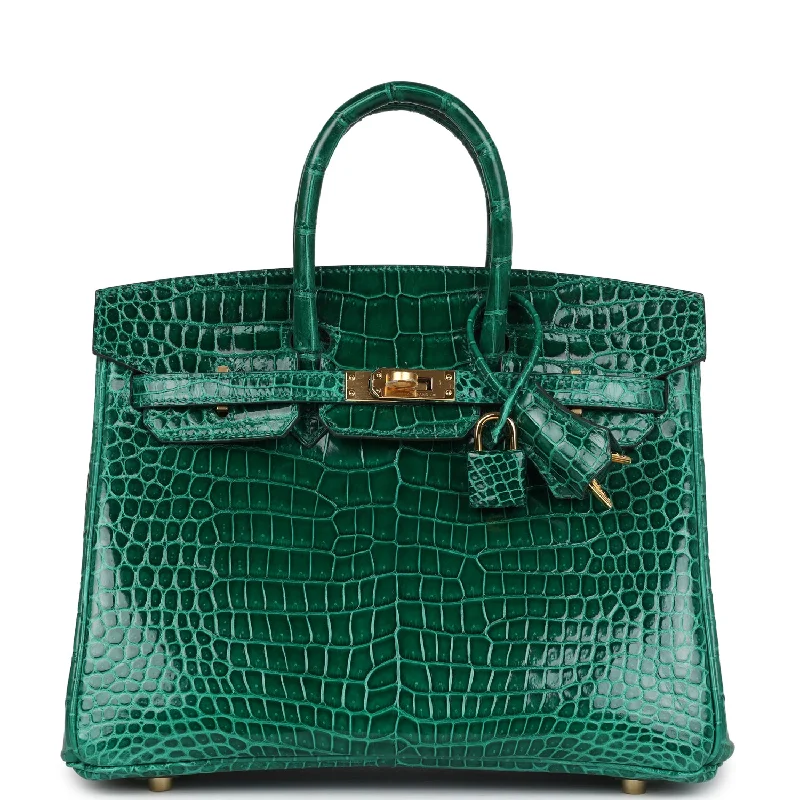 Minimalist Leather Bag For Modern Aesthetics Hermes Birkin 25 Emerald Shiny Porosus Crocodile Gold Hardware Minimalist Leather Bag For Modern Aesthetics Hermes Birkin 25 Emerald Shiny Porosus Crocodile Gold Hardware