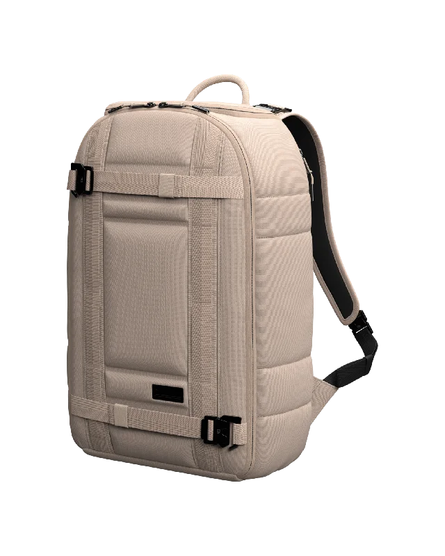 Professional Bags With Office Discounts Ramverk 1st Generation Backpack 21L Fogbow Beige Professional Bags With Office Discounts Ramverk 1st Generation Backpack 21L Fogbow Beige