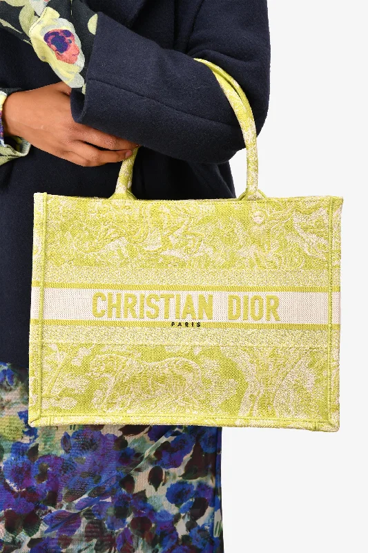 Minimalist Bags For Clean And Modern Aesthetics Christian Dior 2021 Lime Green Embroidered Medium Book Tote Minimalist Bags For Clean And Modern Aesthetics Christian Dior 2021 Lime Green Embroidered Medium Book Tote