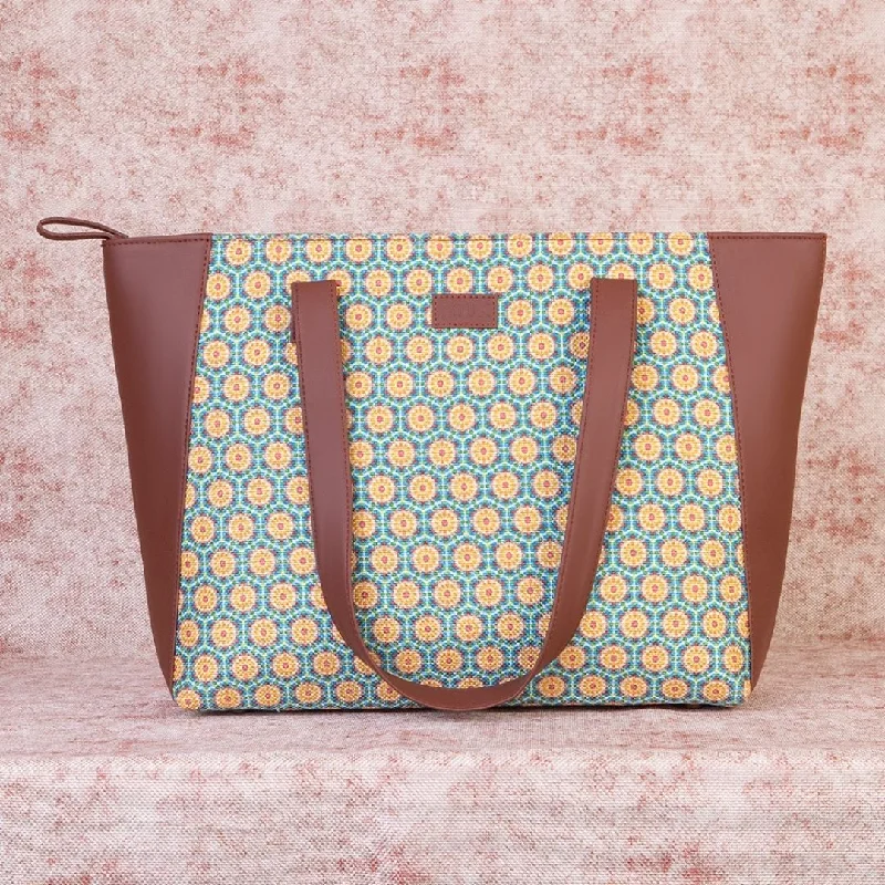 Senior Travelers Honeycomb Summer Side Tote Bag