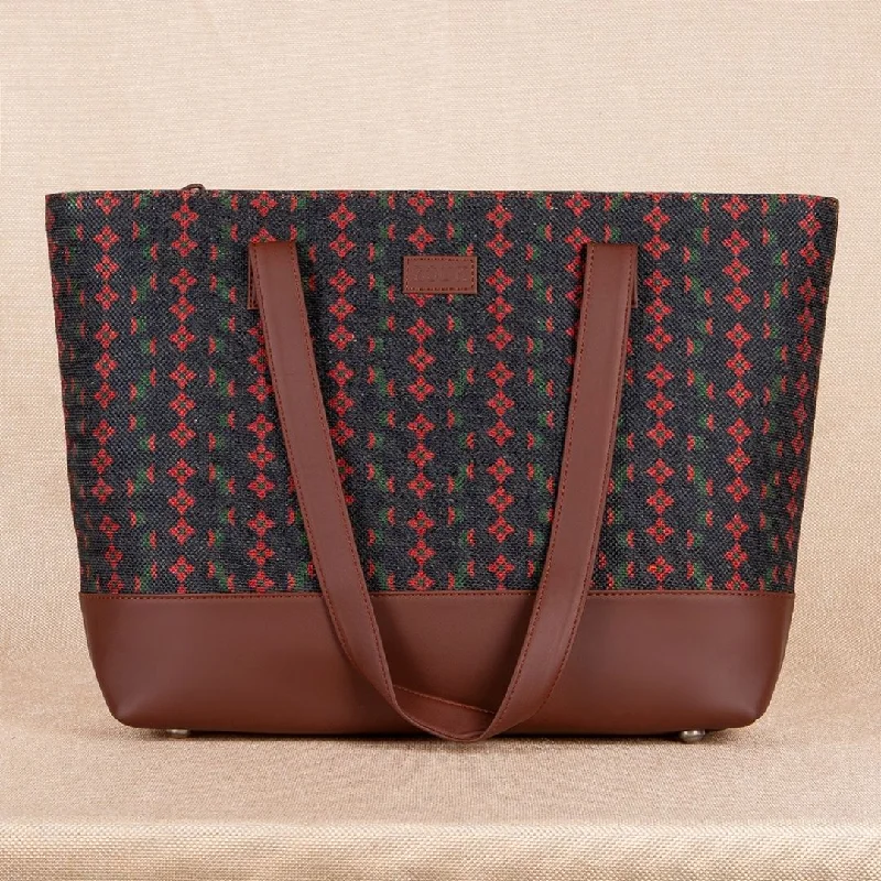 Vintage Bags For Retro And Classic Fashion Lovers Shobha Niwas Lotus Motif Shoulder Tote Bag Vintage Bags For Retro And Classic Fashion Lovers Shobha Niwas Lotus Motif Shoulder Tote Bag