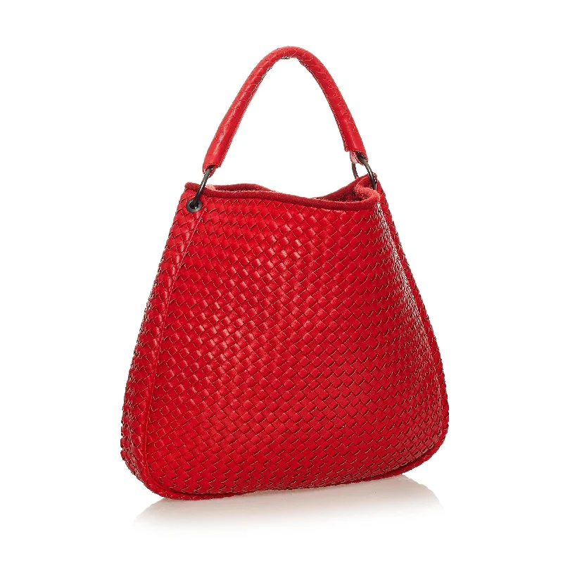 Spacious And Discounted Bags Bottega Veneta Intrecciato Leather Shoulder Bag (SHG-27783) Spacious And Discounted Bags Bottega Veneta Intrecciato Leather Shoulder Bag (SHG-27783)