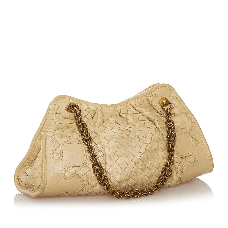 Stylish Bags With Discounts Bottega Veneta Intrecciato Leather Shoulder Bag (SHG-28138) Stylish Bags With Discounts Bottega Veneta Intrecciato Leather Shoulder Bag (SHG-28138)