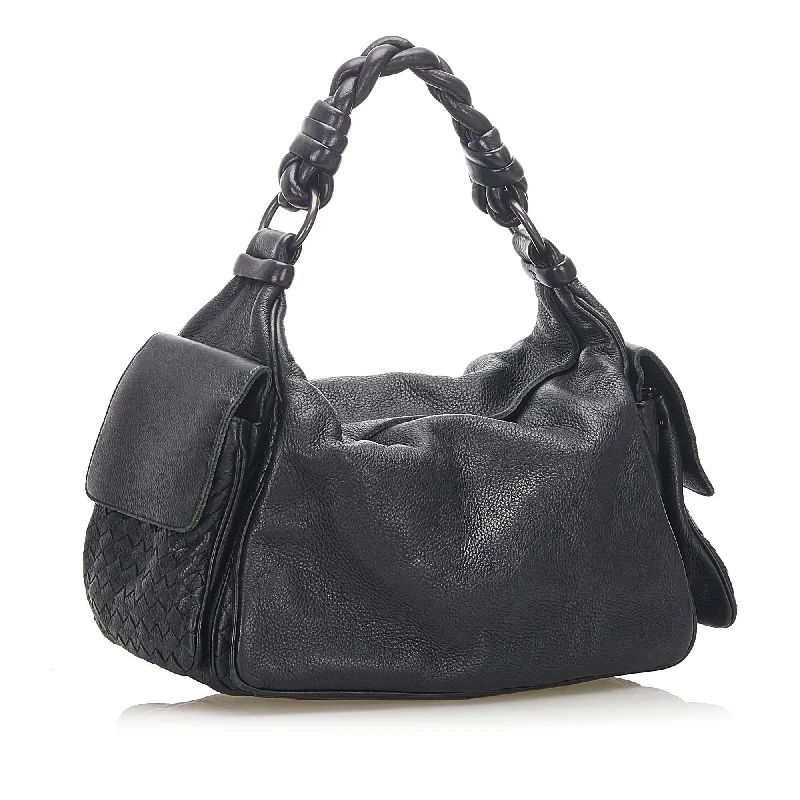 Black Friday And Cyber Monday Bag Deals Bottega Veneta Intrecciato Leather Shoulder Bag (SHG-36583) Black Friday And Cyber Monday Bag Deals Bottega Veneta Intrecciato Leather Shoulder Bag (SHG-36583)