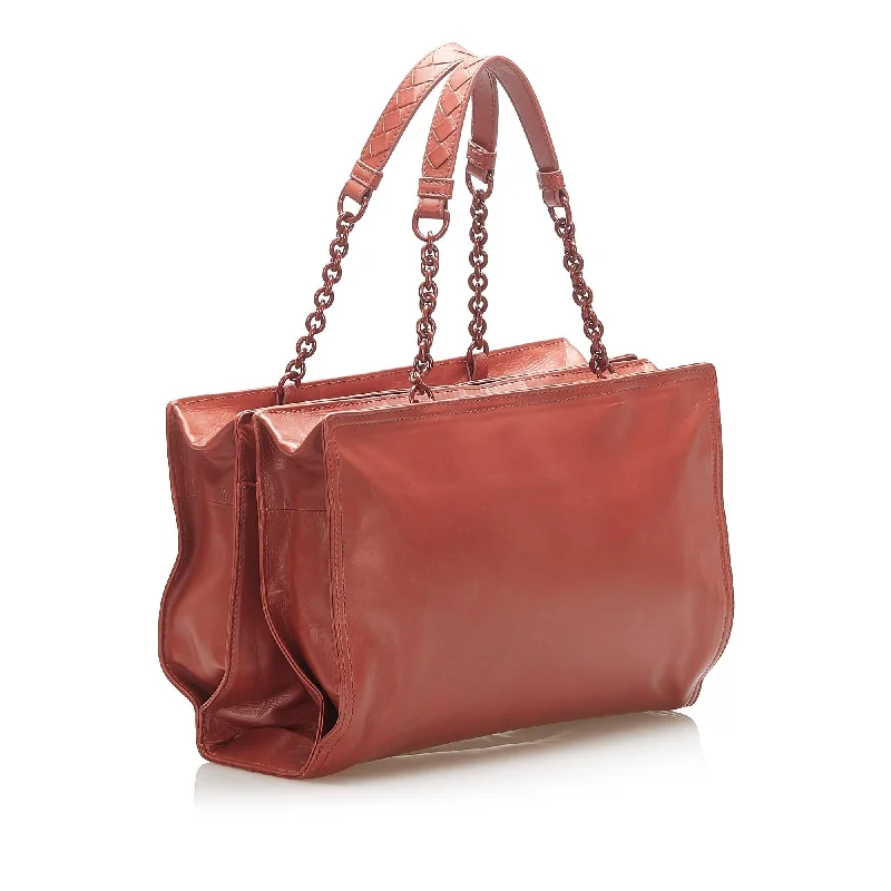 Spacious Bags With Holiday Promotions Bottega Veneta Leather Shoulder Bag (SHG-22372) Spacious Bags With Holiday Promotions Bottega Veneta Leather Shoulder Bag (SHG-22372)