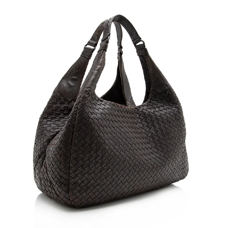 Limited-Time Offer On Trendy Bags Bottega Veneta Intrecciato Nappa Campana Medium Shoulder Bag (SHF-16047) Limited-Time Offer On Trendy Bags Bottega Veneta Intrecciato Nappa Campana Medium Shoulder Bag (SHF-16047)