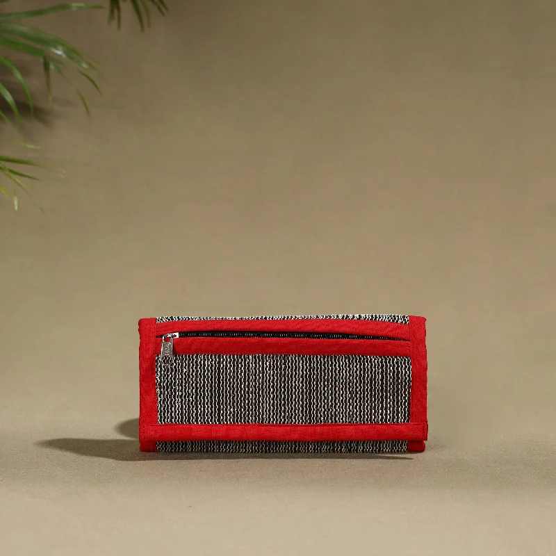 Elegant Bags For Formal Events And Luxury Occasions Handcrafted Audio Tape Clutch Wallet Elegant Bags For Formal Events And Luxury Occasions Handcrafted Audio Tape Clutch Wallet