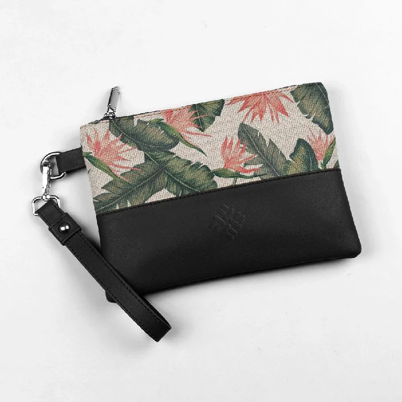 Rustic Bags For Outdoor And Nature-Inspired Looks Black Toiletry Pouch Autumn Leafs