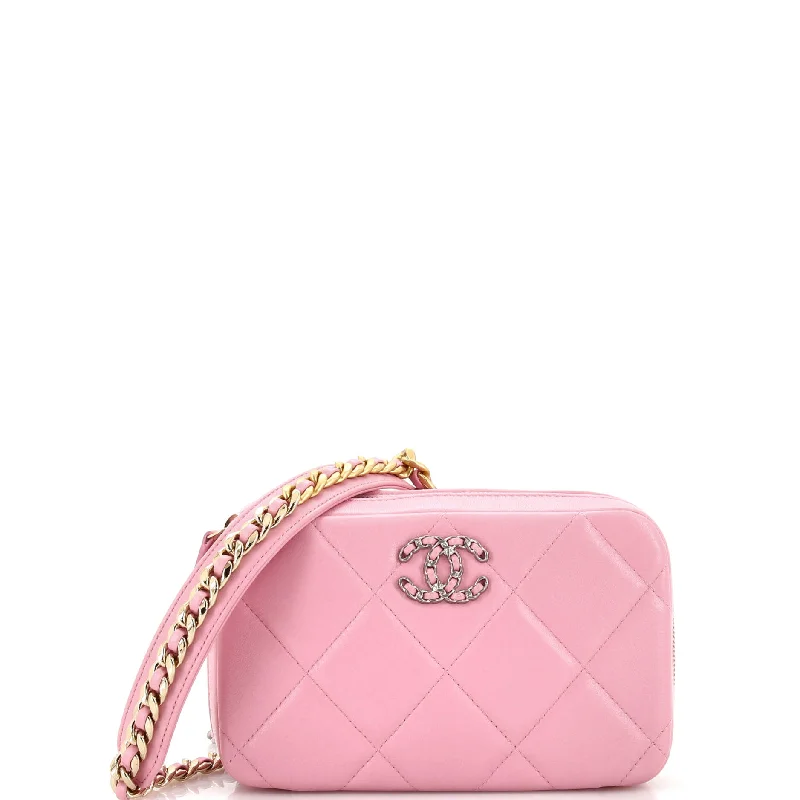 Spacious Bags With Holiday Promotions 19 Zipped Phone Holder Crossbody Bag Quilted Lambskin Spacious Bags With Holiday Promotions 19 Zipped Phone Holder Crossbody Bag Quilted Lambskin
