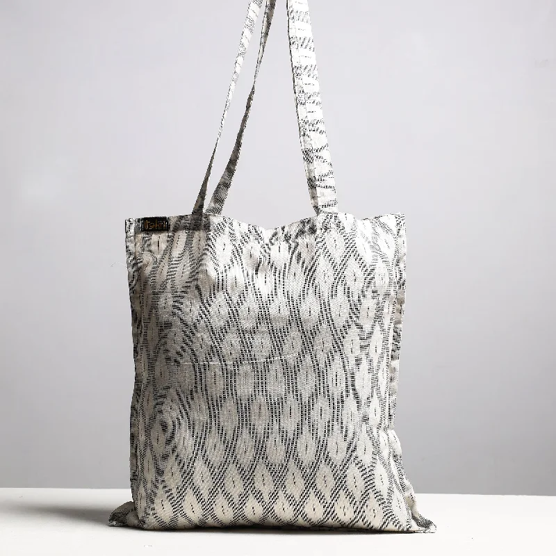 Sleek And Seasonal Sale Bags Beige - Handcrafted Pochampally Ikat Weave Cotton Jhola Bag Sleek And Seasonal Sale Bags Beige - Handcrafted Pochampally Ikat Weave Cotton Jhola Bag