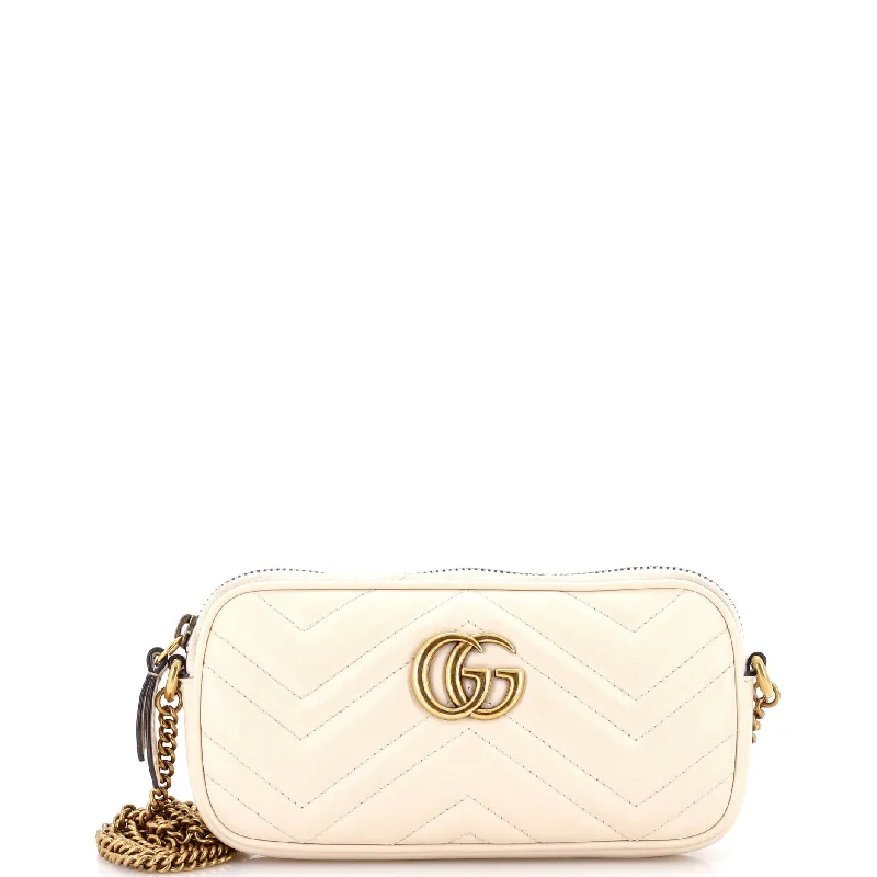 Bags For Sporty And Athletic Styles GG Marmont Chain Crossbody Bag Matelasse Leather Mini Bags For Sporty And Athletic Styles GG Marmont Chain Crossbody Bag Matelasse Leather Mini
