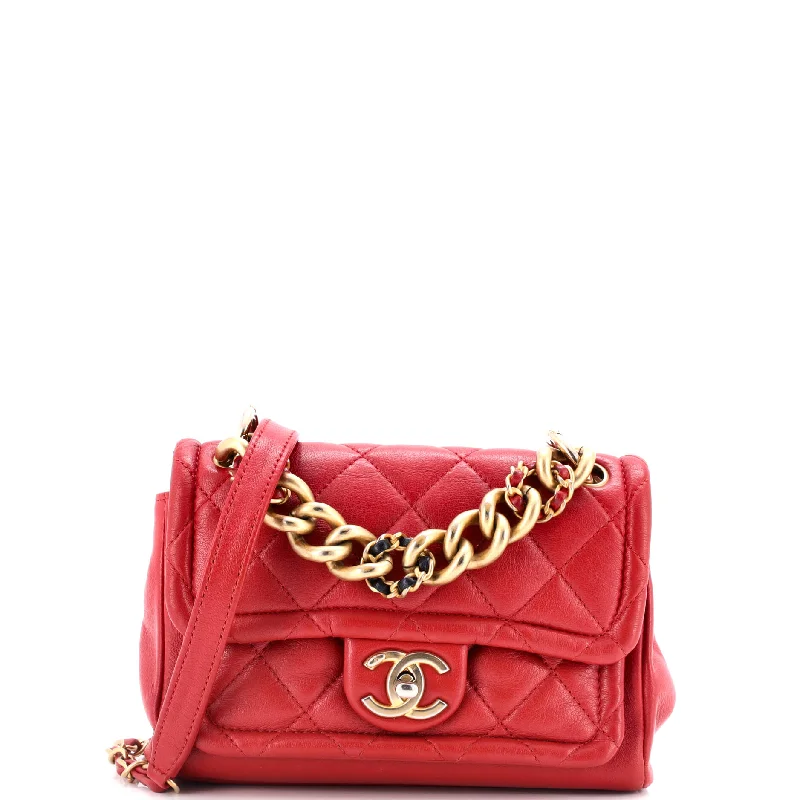 Lightweight Bags With Clearance Prices Linked In CC Chain Flap Bag Quilted Lambskin Small Lightweight Bags With Clearance Prices Linked In CC Chain Flap Bag Quilted Lambskin Small
